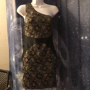 One shoulder dress size m